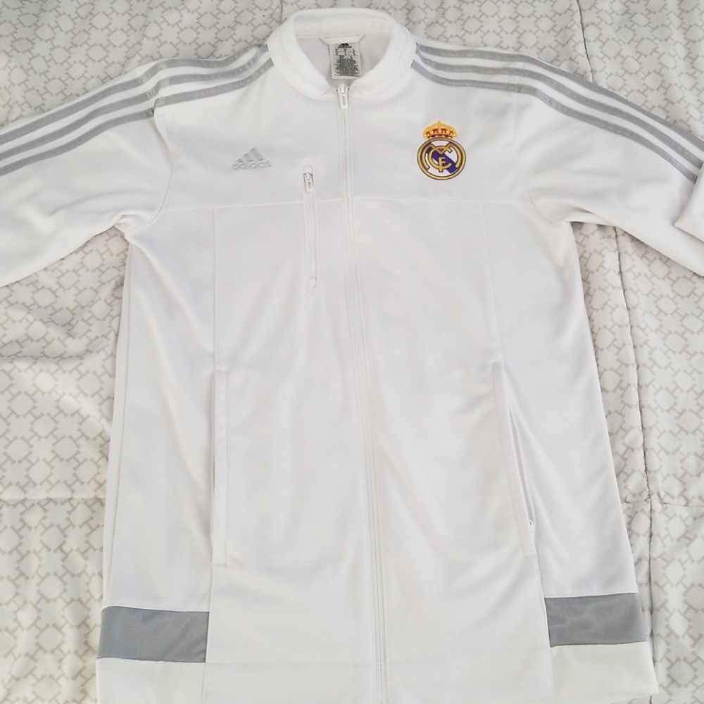Real Madrid warm up